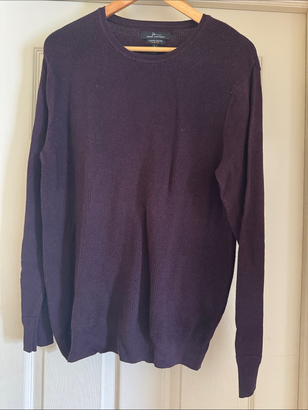 Marc Anthony Men’s Crewneck Sweater Size Large SlimFit Burgundy Color
